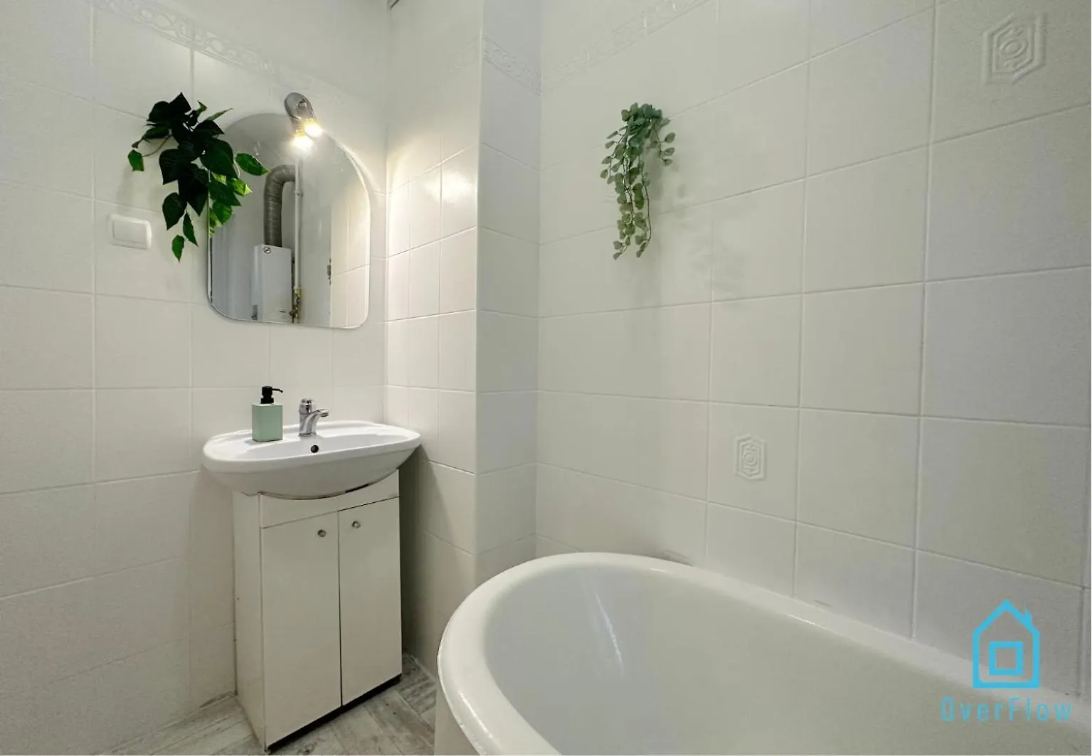 Trio Room - 12 Minutes To Gdansk Old Town & Seaside Homestay